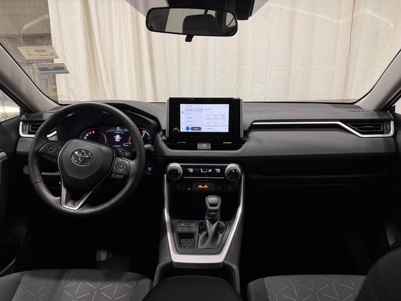 Thumbnail: 2025 Toyota RAV4 - 3