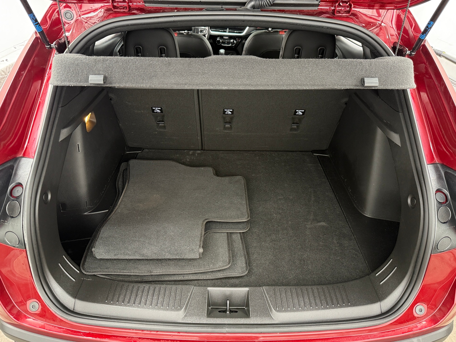 Thumbnail: 2025 Chevrolet Trax - 6