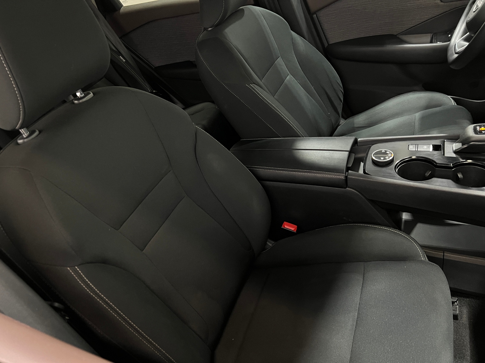 Thumbnail: 2023 Nissan Rogue - 2