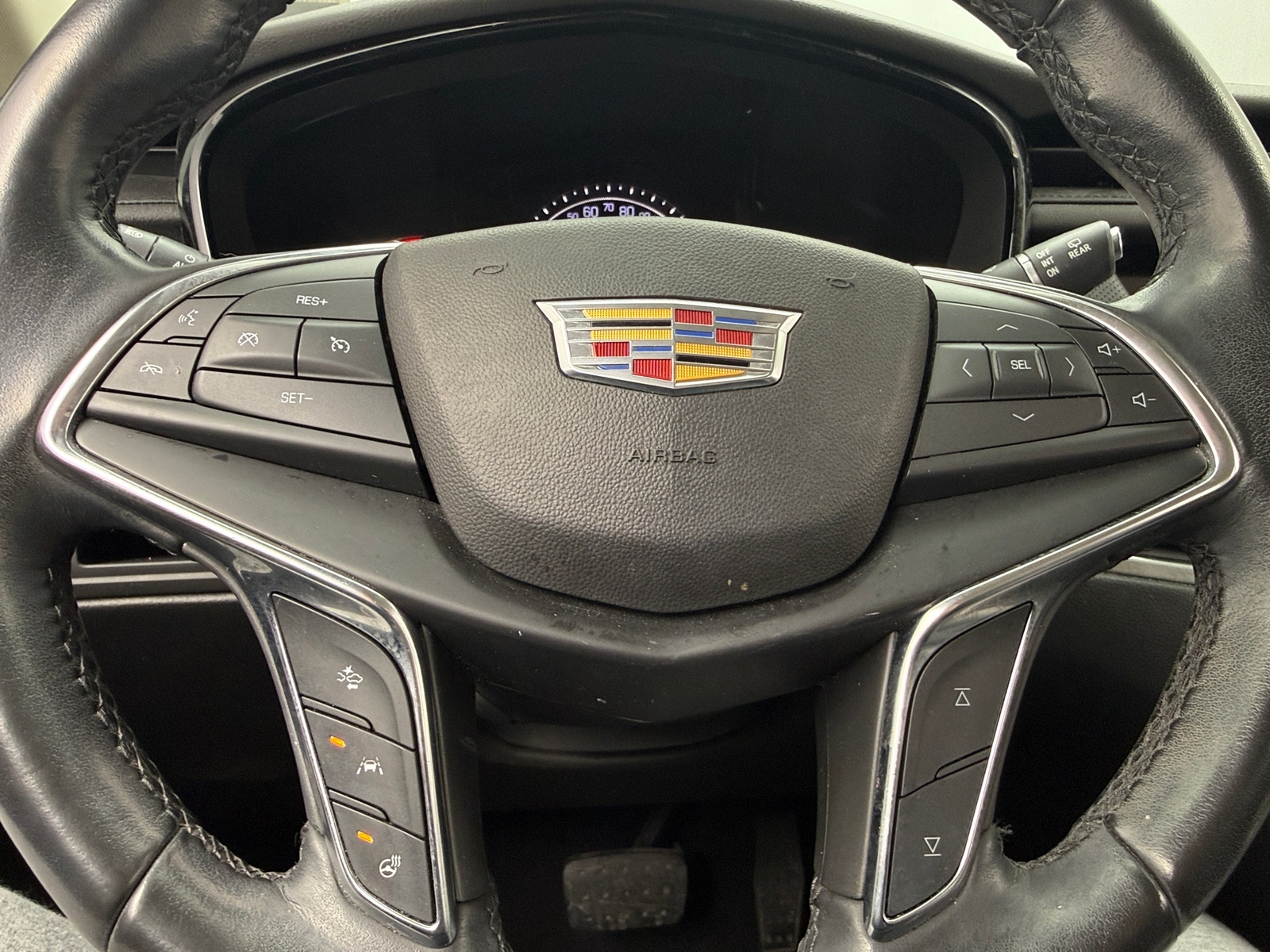 Thumbnail: 2019 Cadillac XT5 - 4