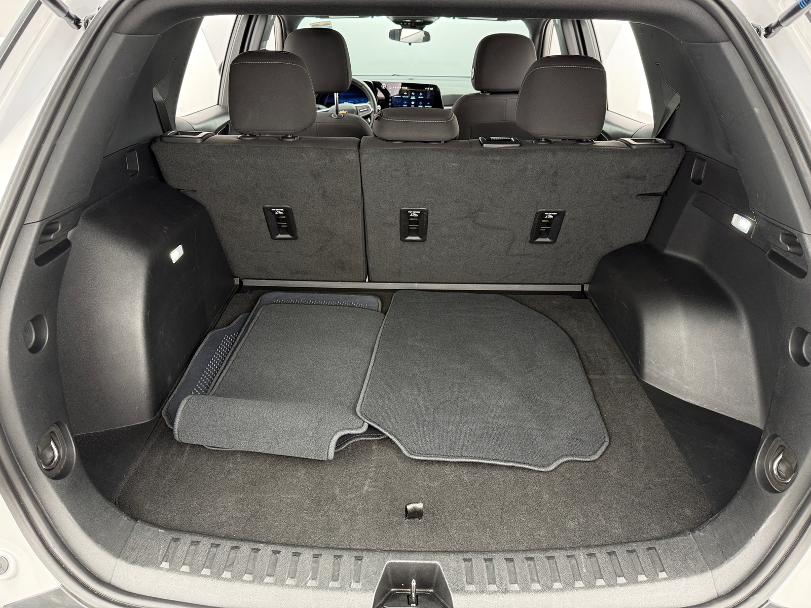 Thumbnail: 2025 Chevrolet Equinox - 7