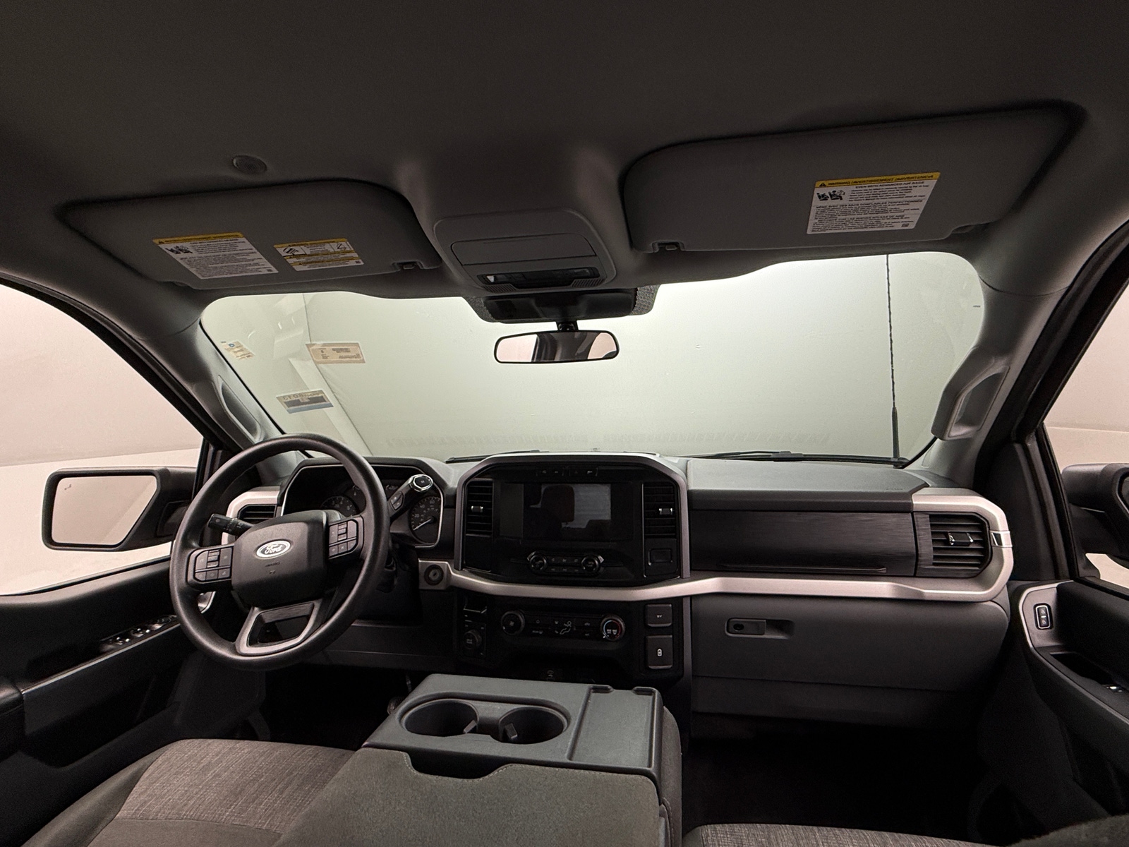 Thumbnail: 2023 Ford Econoline - 3