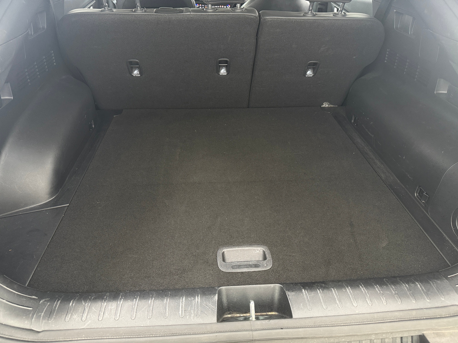 Thumbnail: 2024 Kia EV6 - 7