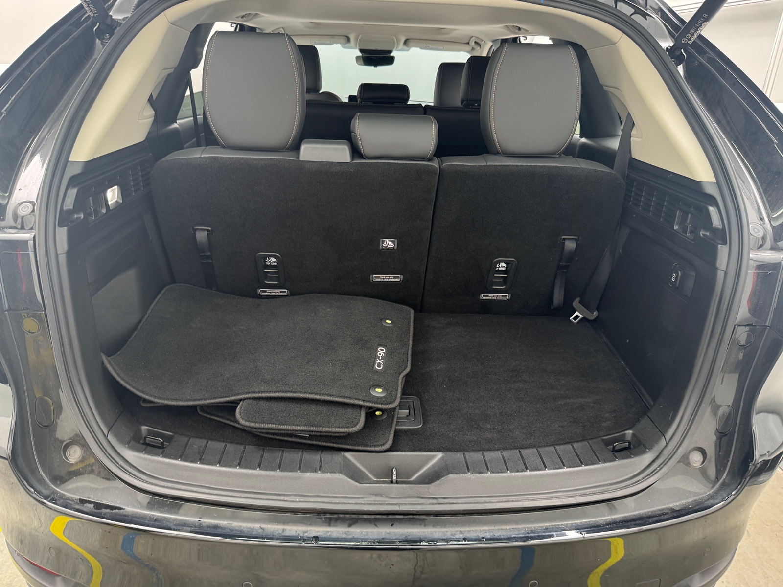 Thumbnail: 2025 Mazda CX-90 - 6