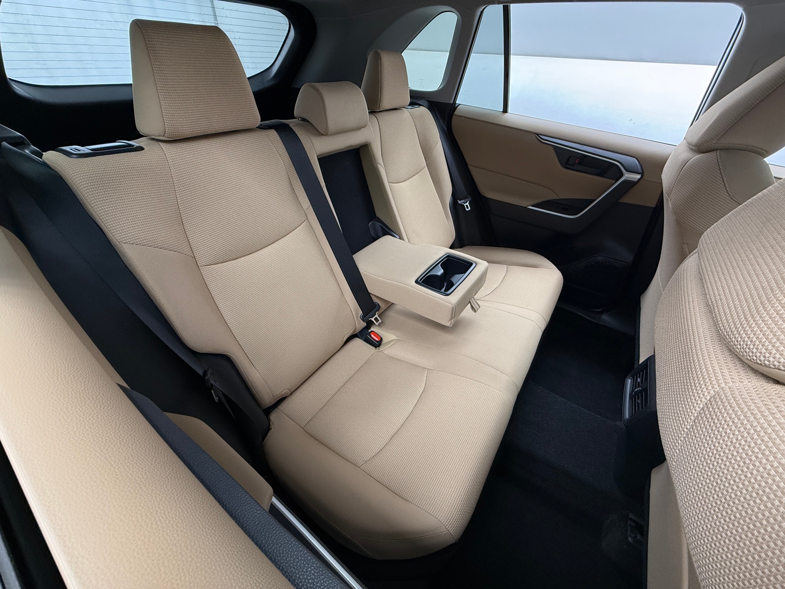 Thumbnail: 2023 Toyota RAV4 - 6