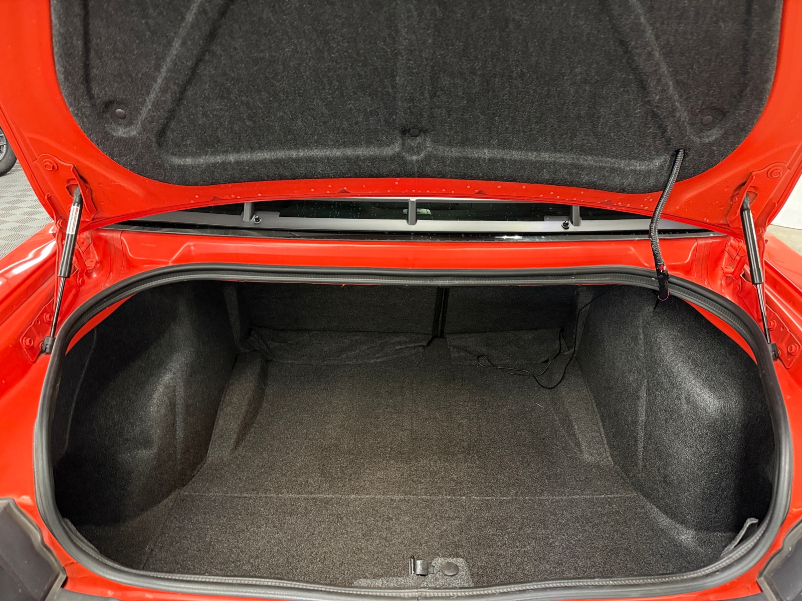 Thumbnail: 2016 Dodge Challenger - 6