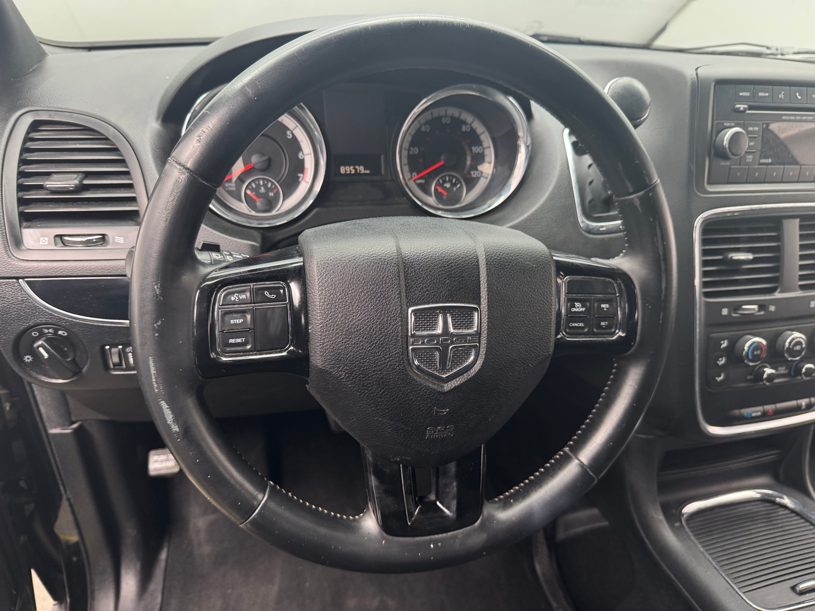 Thumbnail: 2016 Dodge Grand Caravan - 5