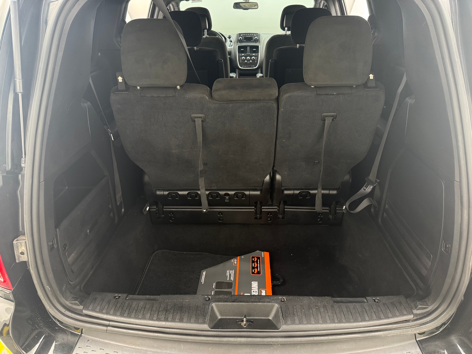 Thumbnail: 2016 Dodge Grand Caravan - 7