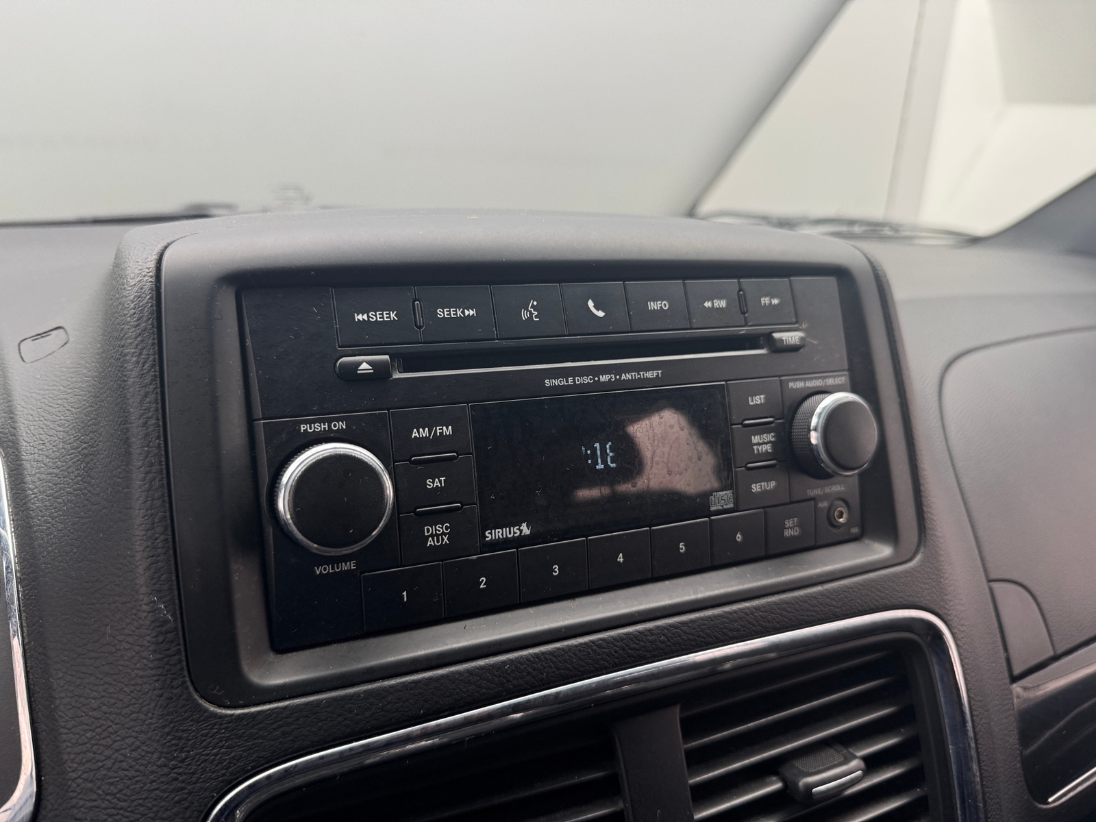 Thumbnail: 2016 Dodge Grand Caravan - 4