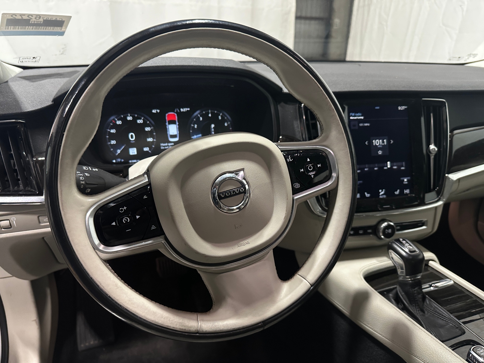 Thumbnail: 2018 Volvo S90 - 4