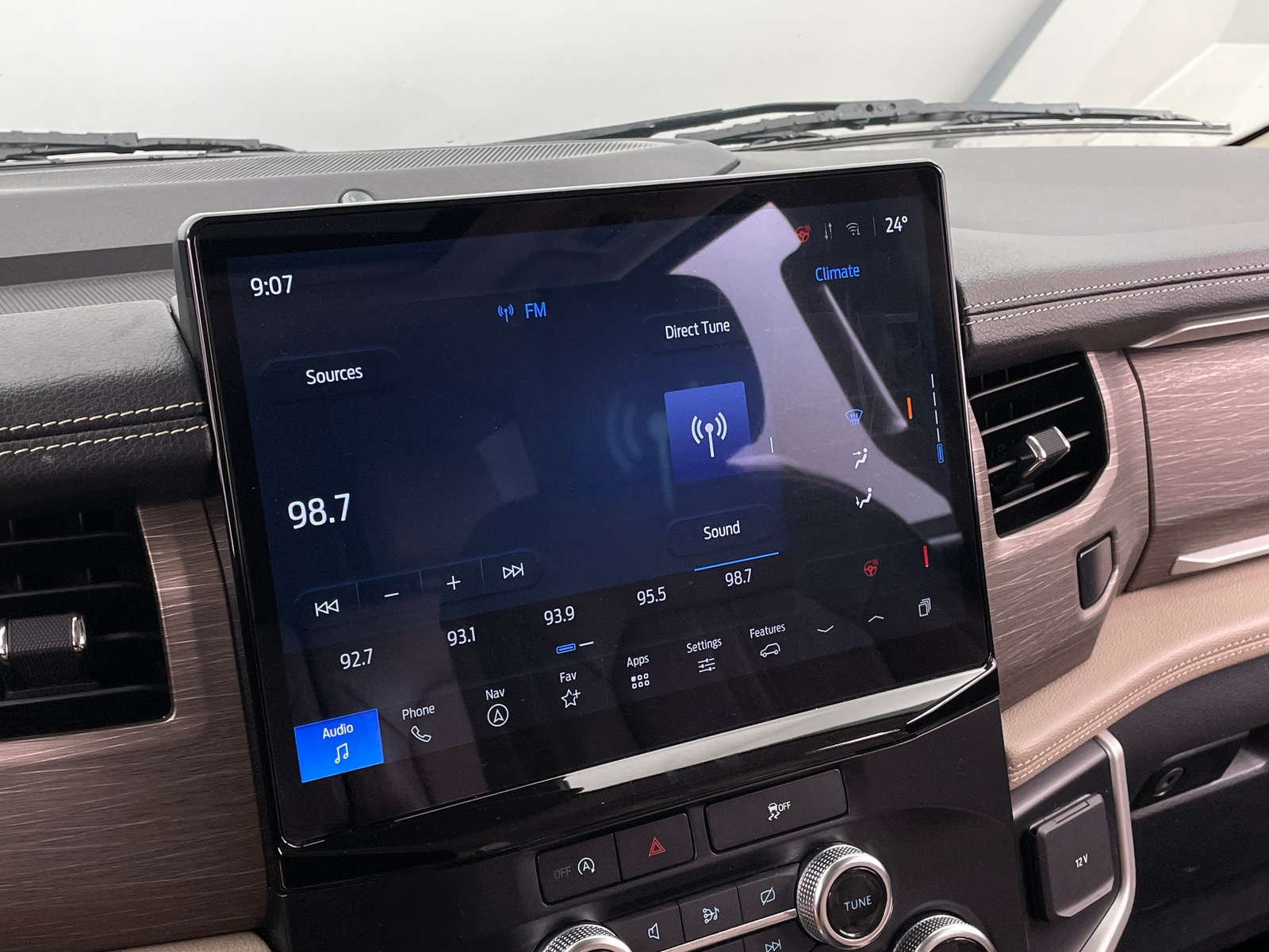 Thumbnail: 2024 Ford Expedition MAX - 3