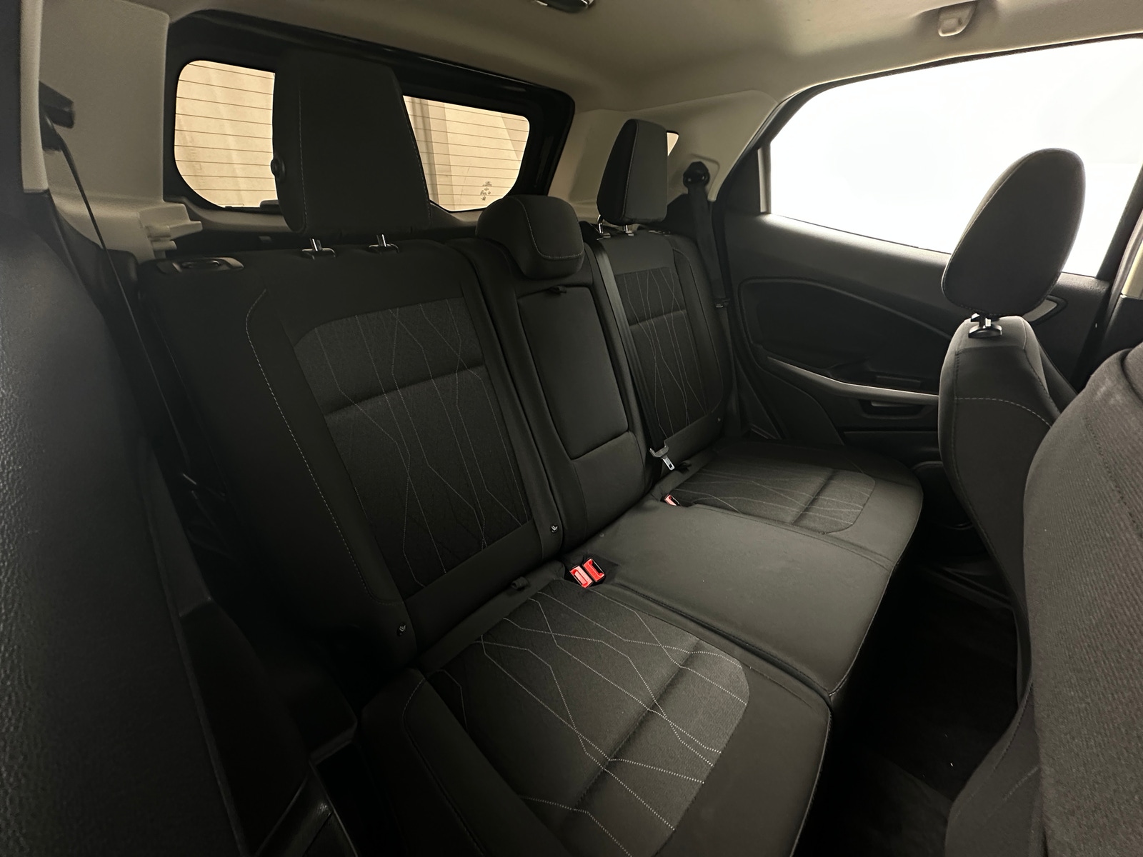 Thumbnail: 2021 Ford EcoSport - 6