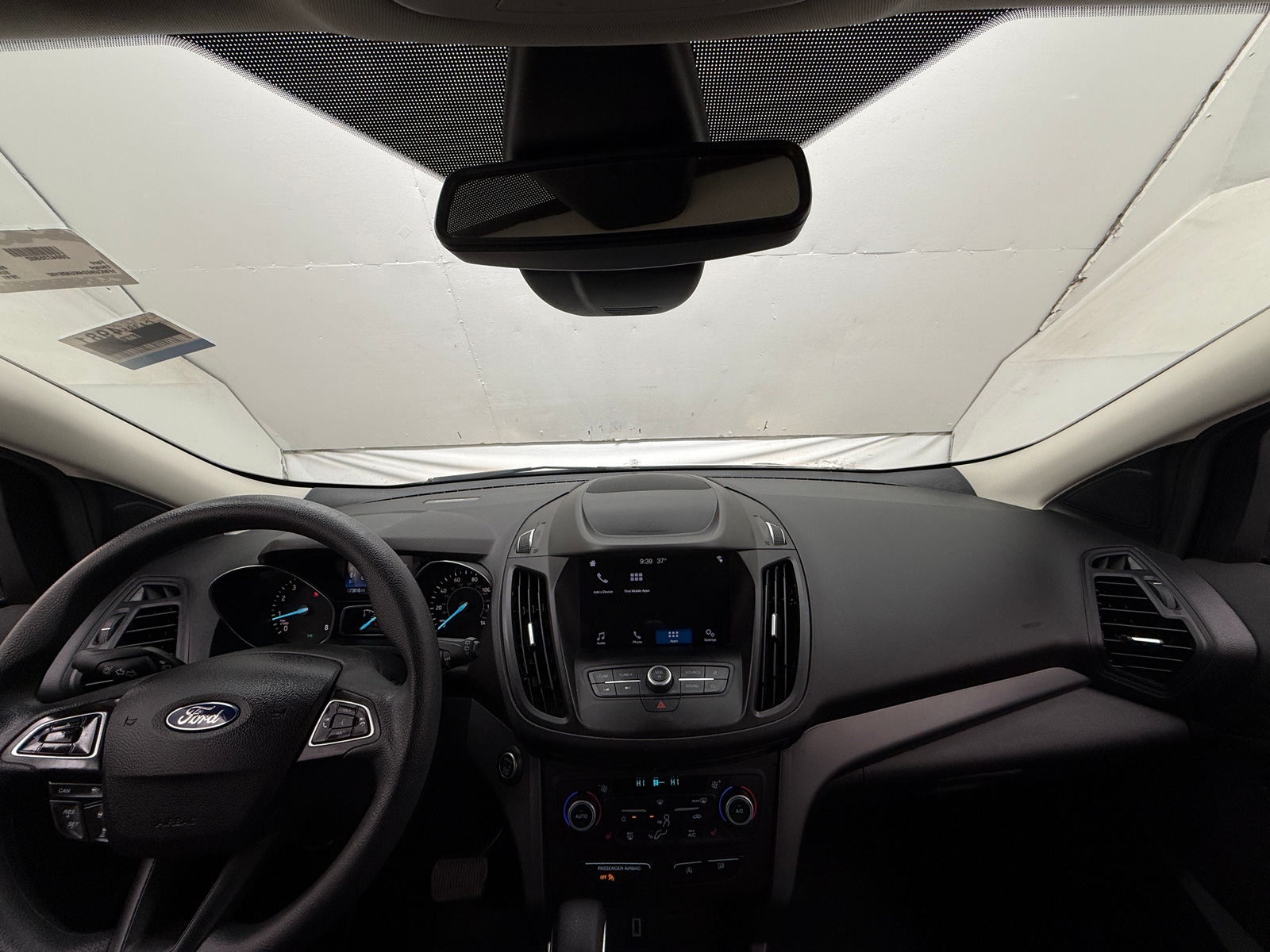 Thumbnail: 2019 Ford Escape - 3