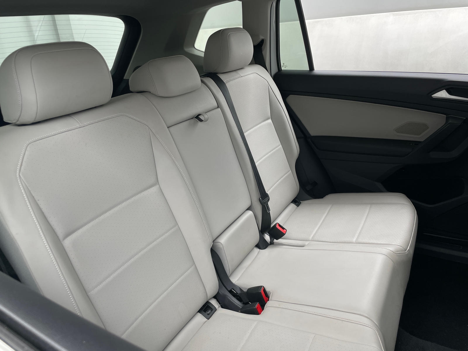 Thumbnail: 2021 Volkswagen Tiguan - 5