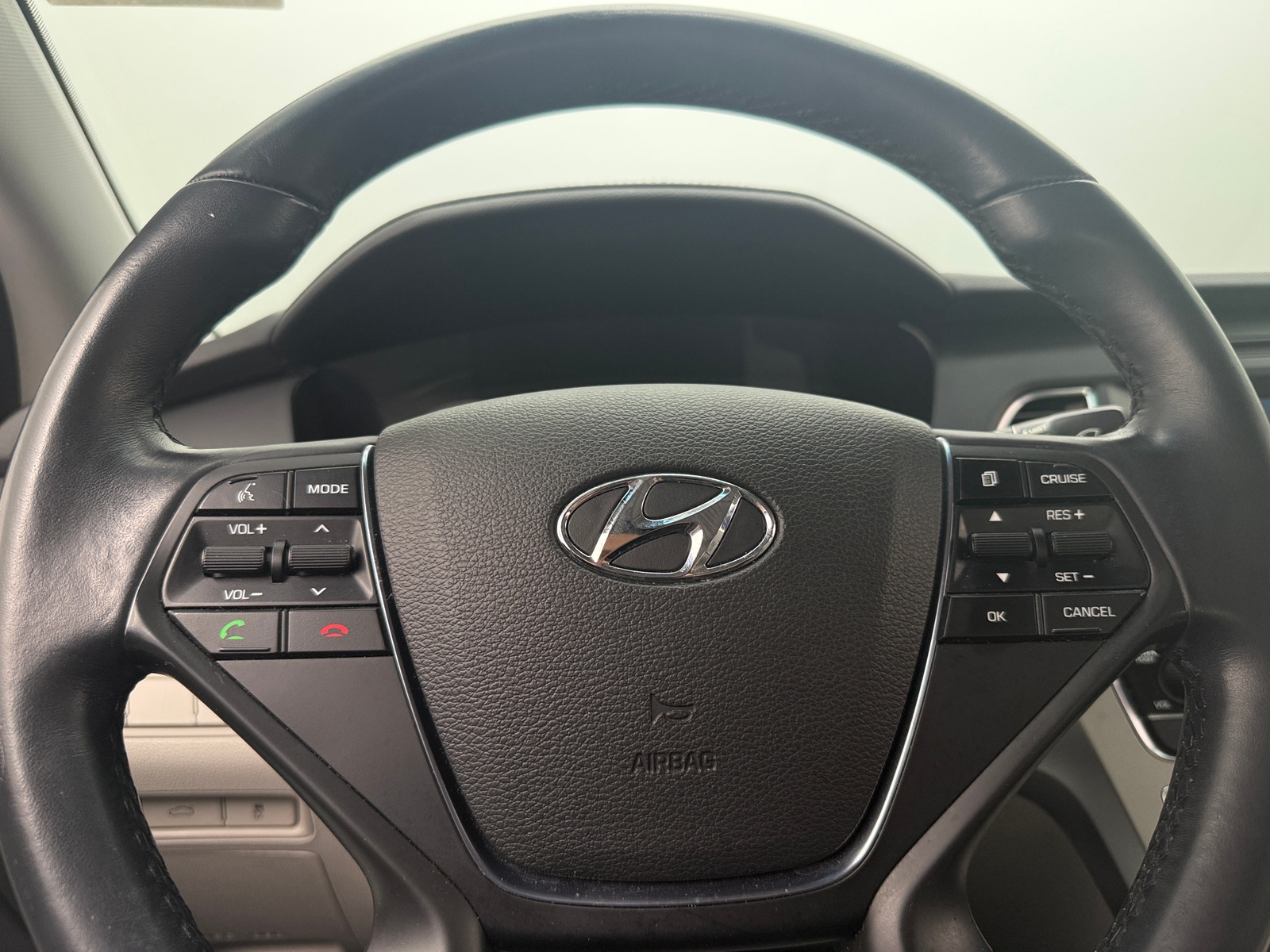 Thumbnail: 2017 Hyundai Sonata - 5