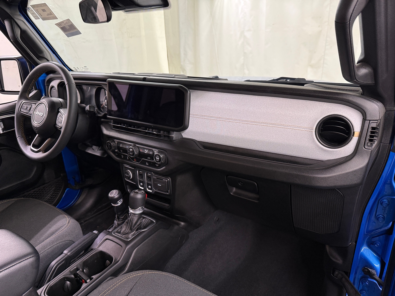 Thumbnail: 2024 Jeep Wrangler - 3