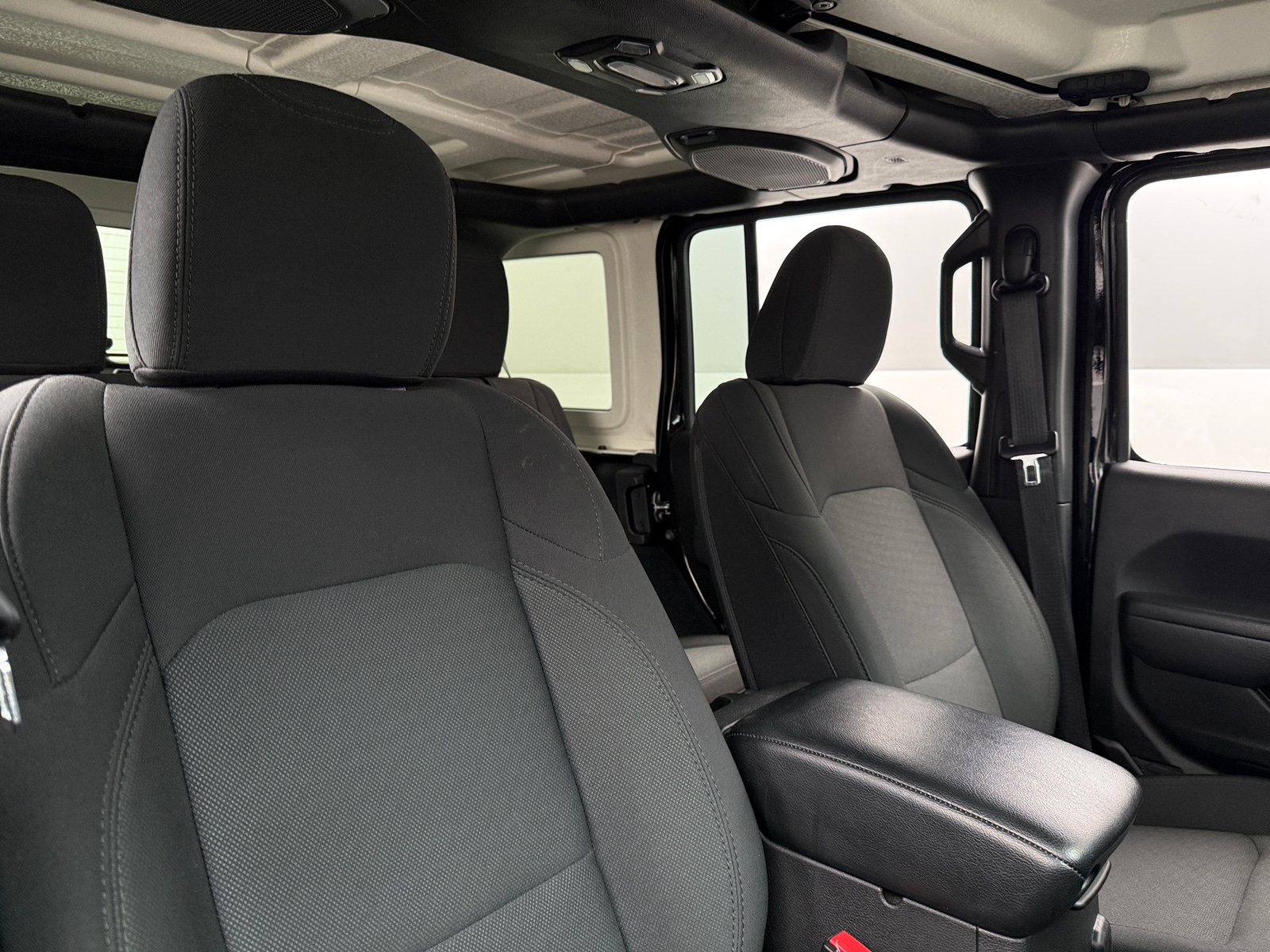 Thumbnail: 2022 Jeep Wrangler - 2