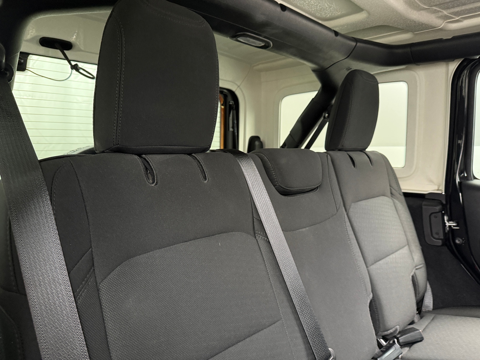 Thumbnail: 2022 Jeep Wrangler - 6