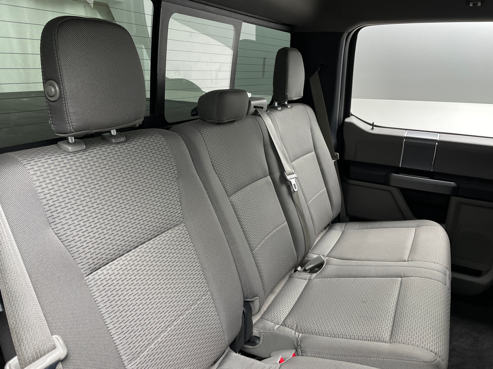 Thumbnail: 2016 Ford Econoline - 6