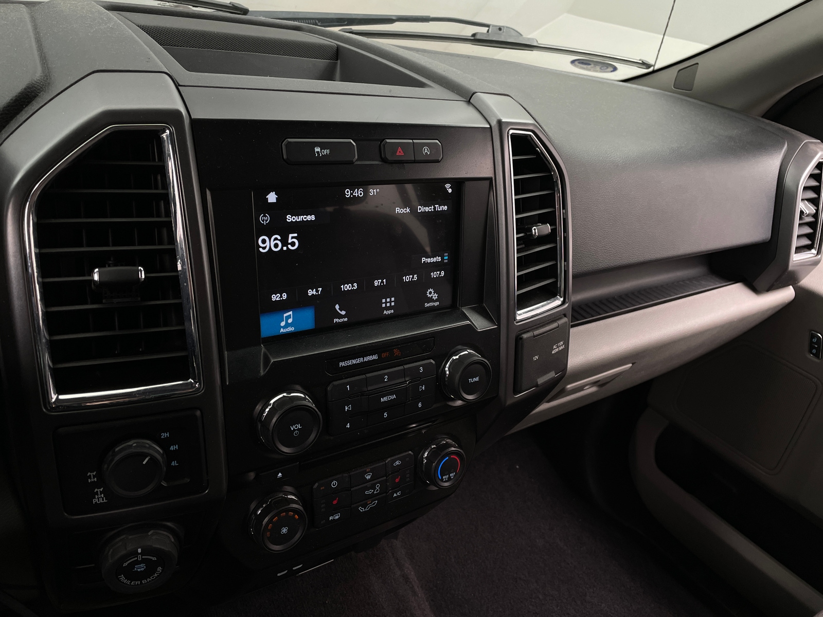 Thumbnail: 2016 Ford Econoline - 4