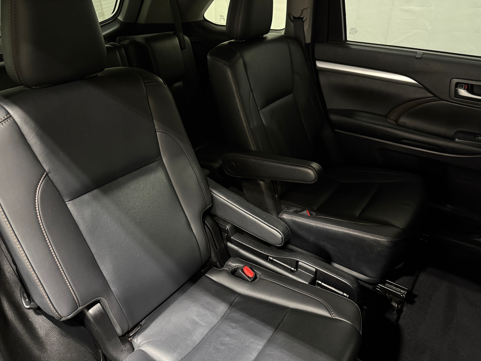 Thumbnail: 2019 Toyota Highlander - 5