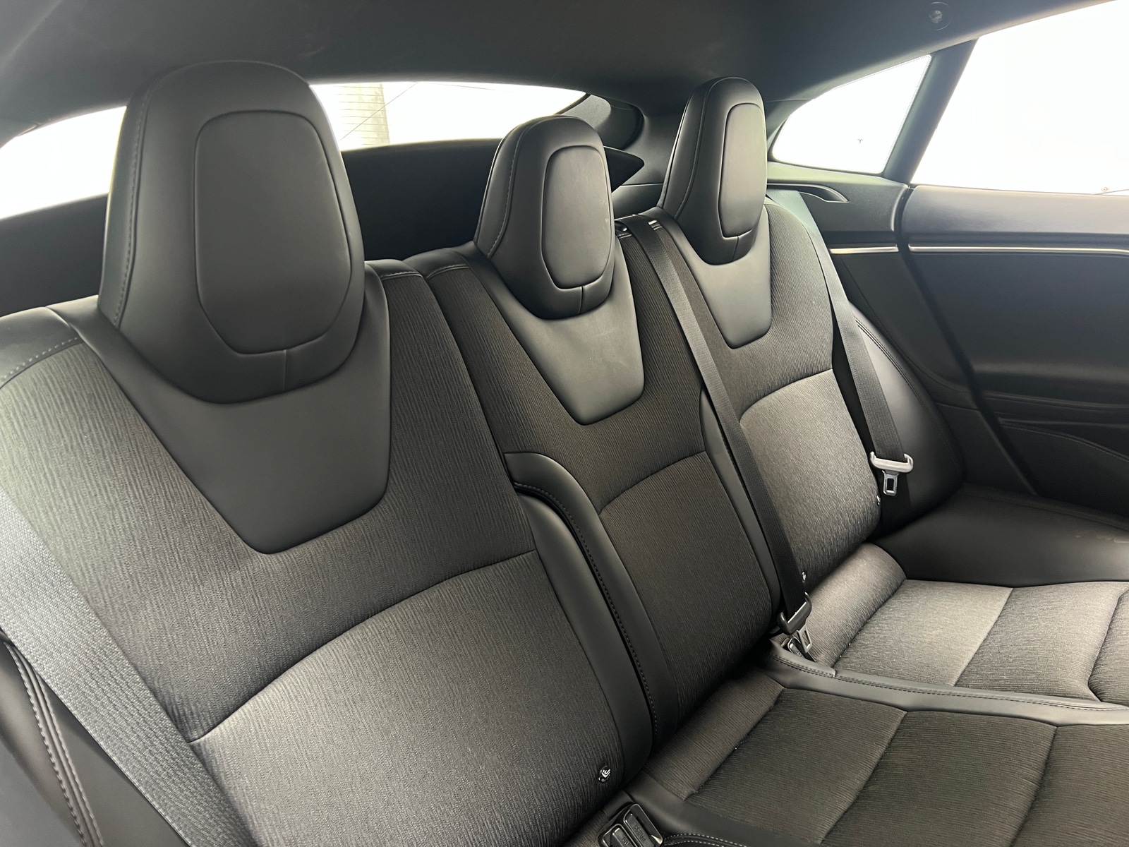 Thumbnail: 2017 Tesla Model S - 5