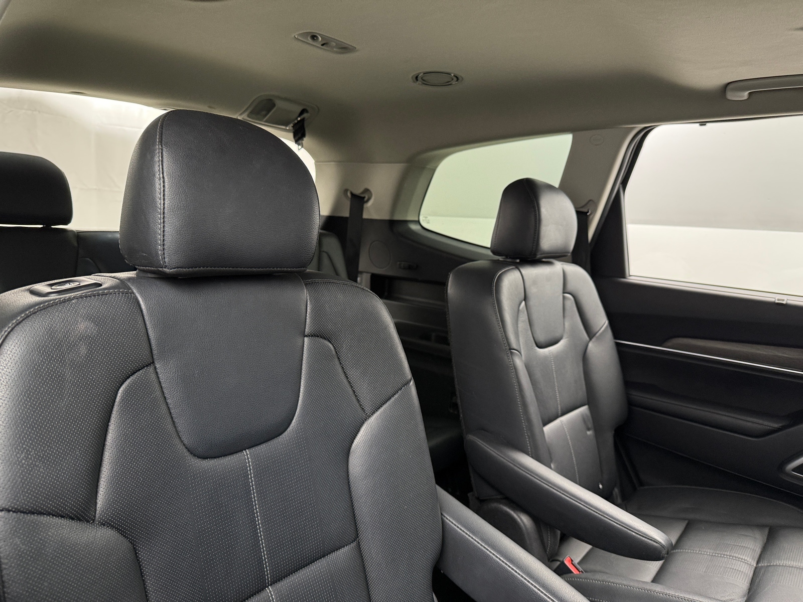 Thumbnail: 2022 Kia Telluride - 5