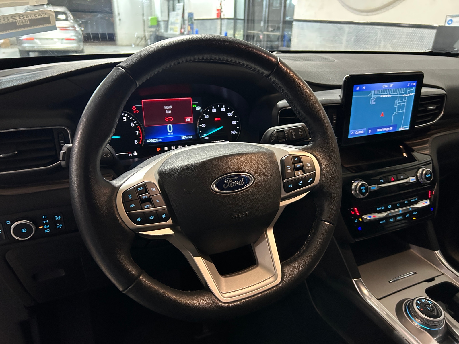 Thumbnail: 2023 Ford Explorer - 4