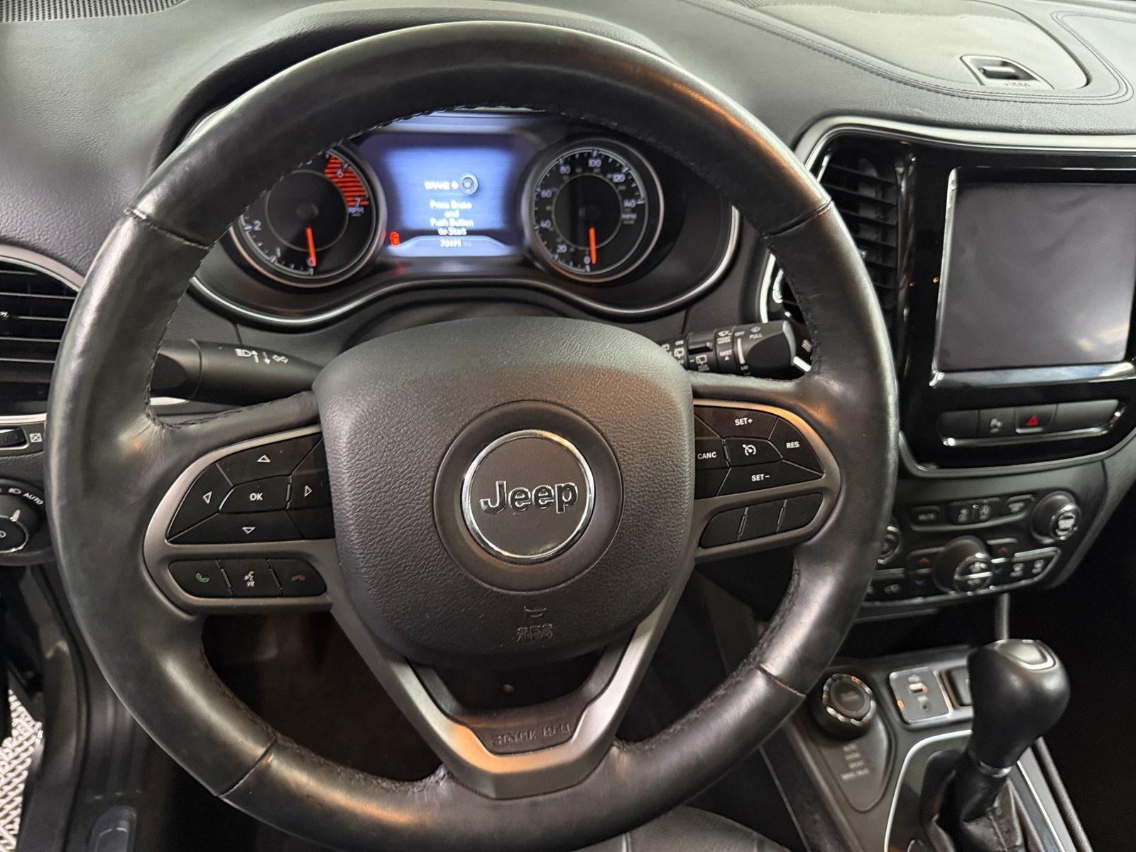 Thumbnail: 2019 Jeep Cherokee - 4