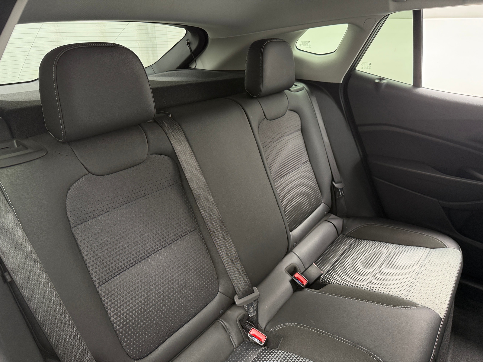 Thumbnail: 2025 Chevrolet Trax - 6