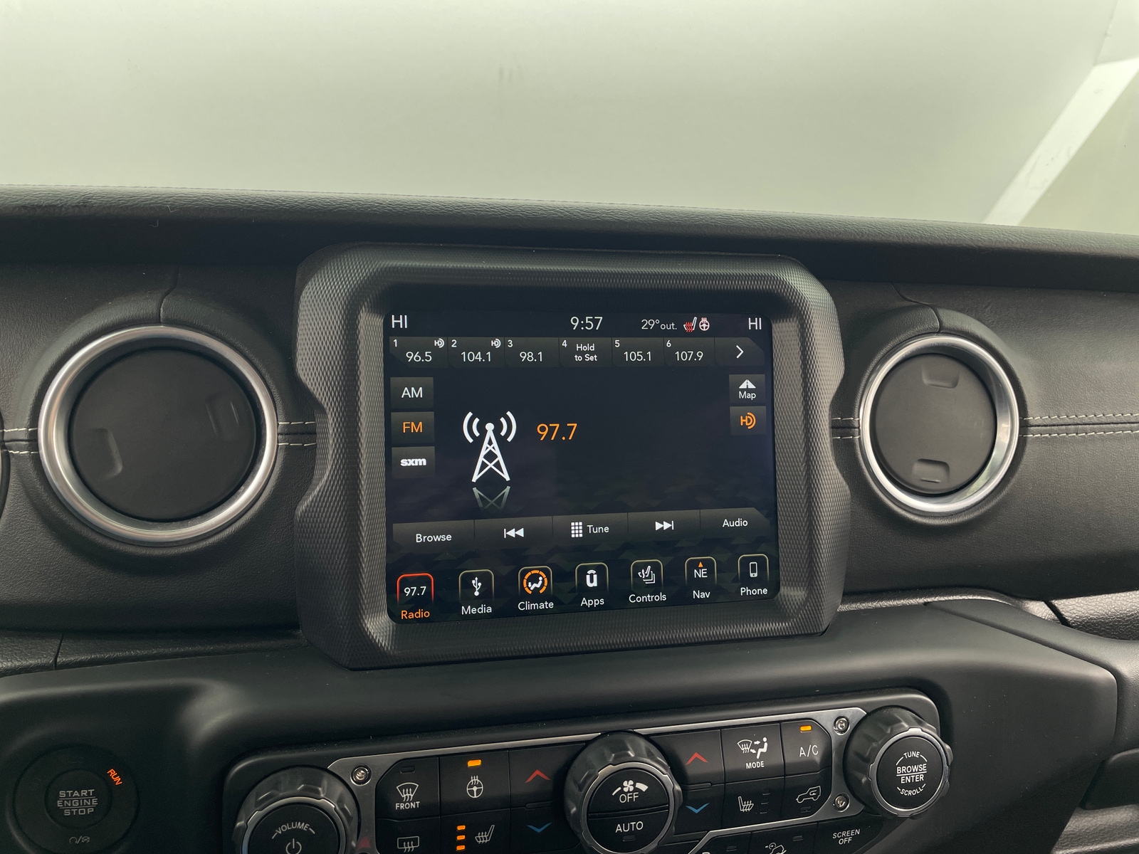 Thumbnail: 2018 Jeep Wrangler - 3