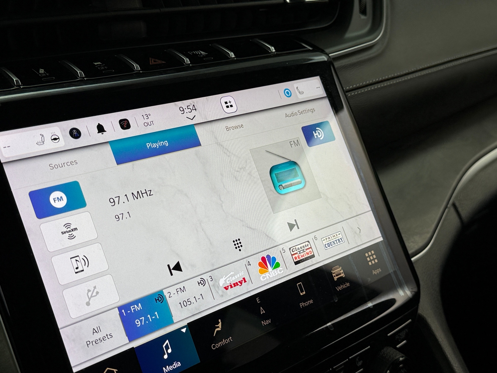 Thumbnail: 2023 Jeep Grand Cherokee - 3