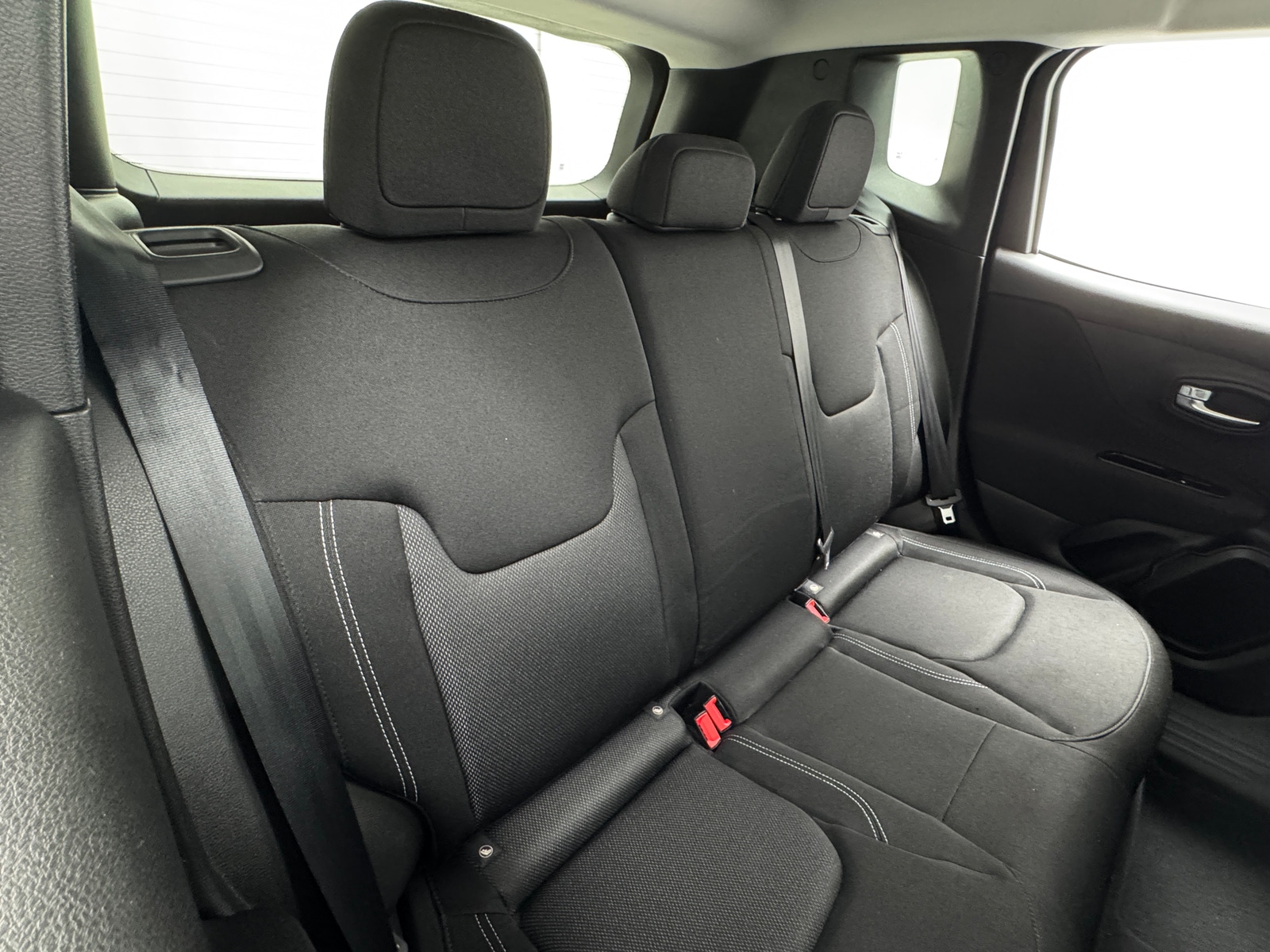 Thumbnail: 2021 Jeep Renegade - 6