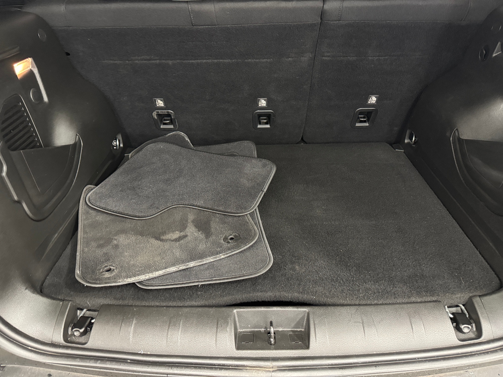 Thumbnail: 2021 Jeep Renegade - 7