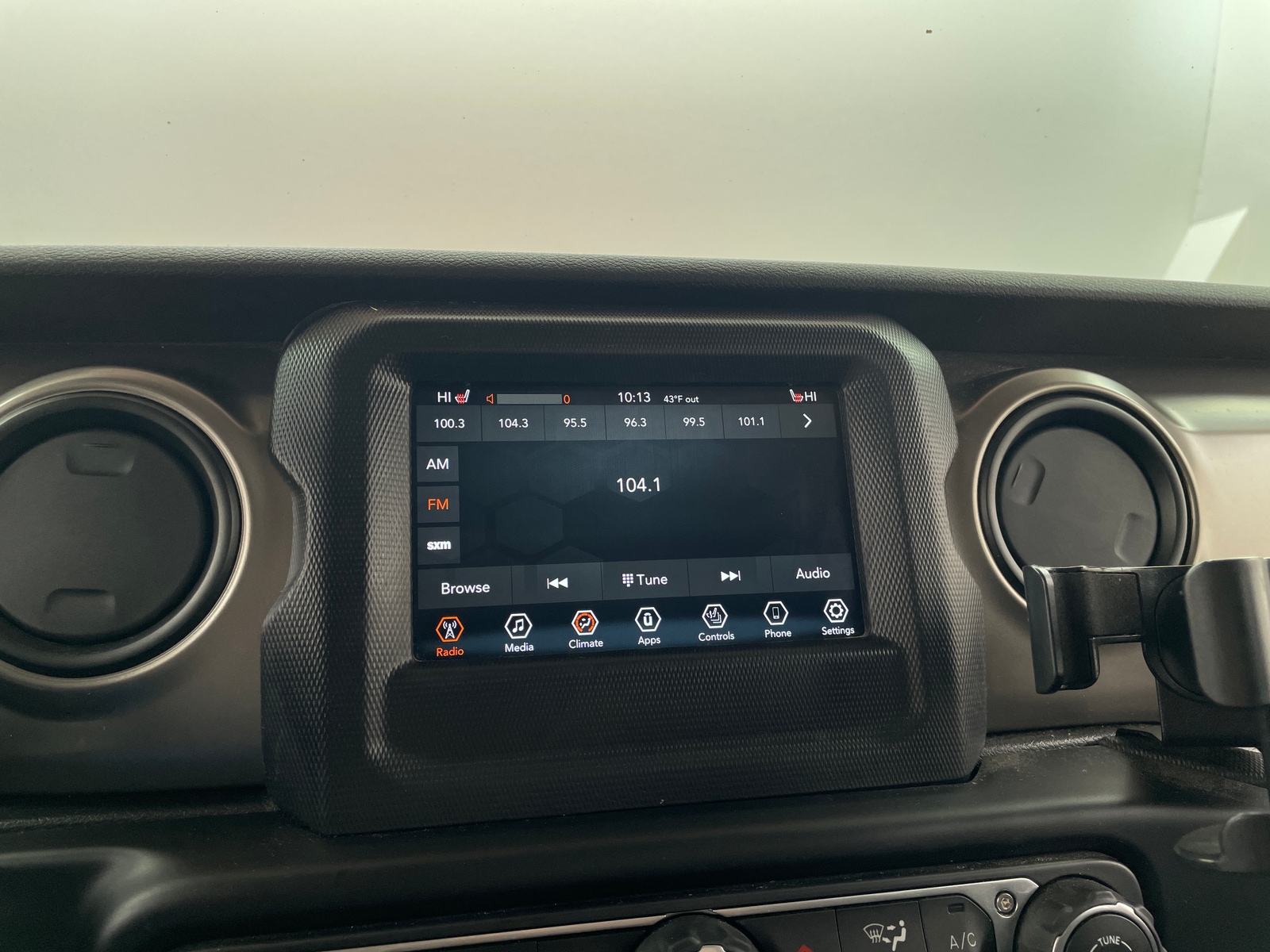 Thumbnail: 2020 Jeep Wrangler - 4