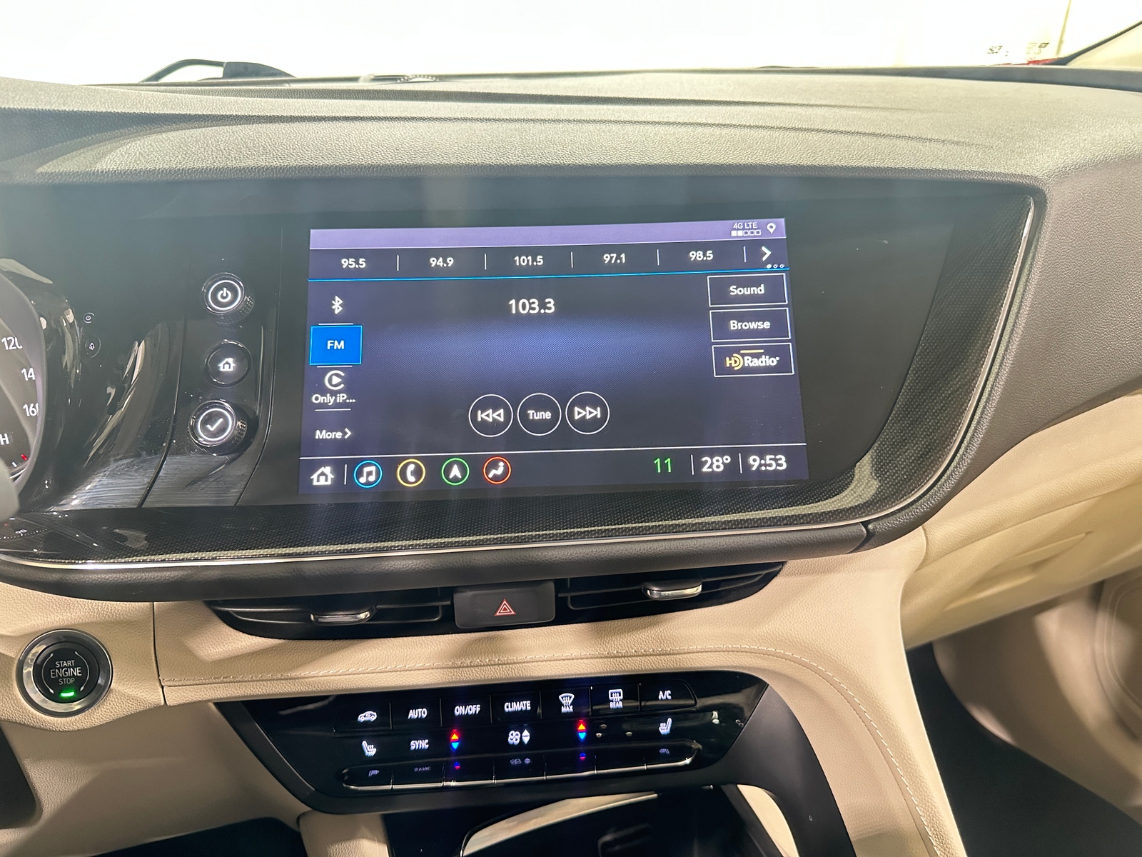 Thumbnail: 2021 Buick Envision - 3