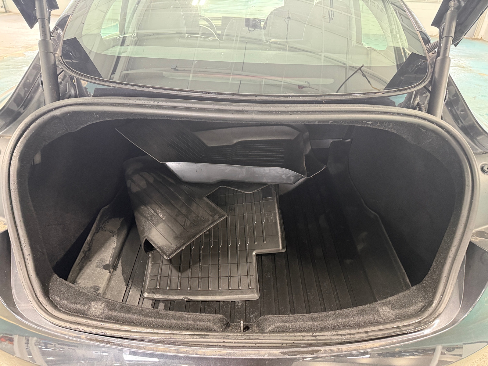 Thumbnail: 2024 Tesla Model 3 - 6