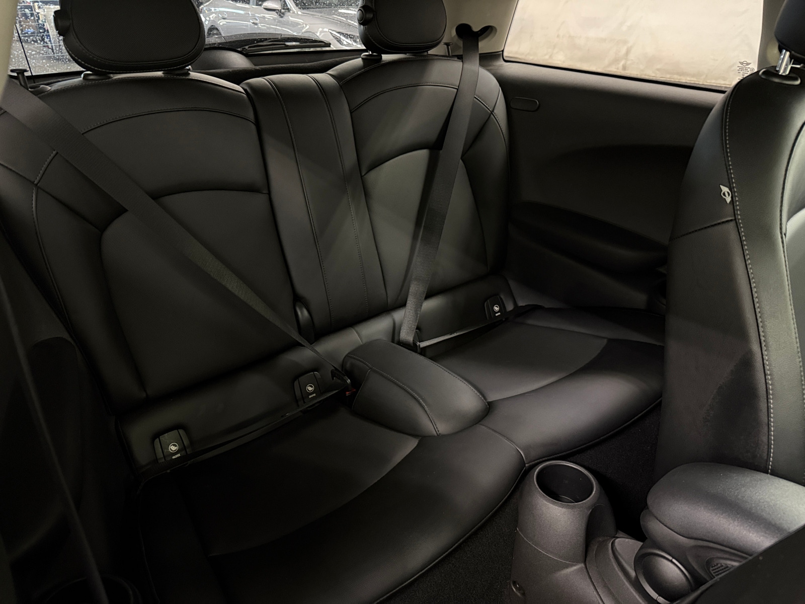 Thumbnail: 2016 MINI Cooper Hardtop - 5