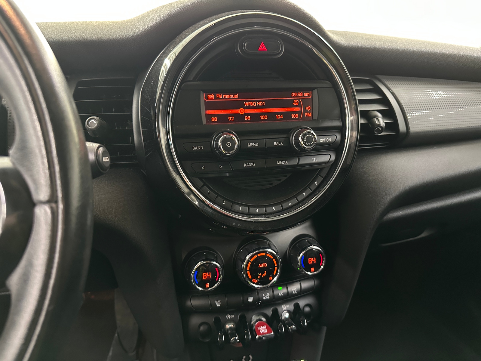 Thumbnail: 2016 MINI Cooper Hardtop - 3