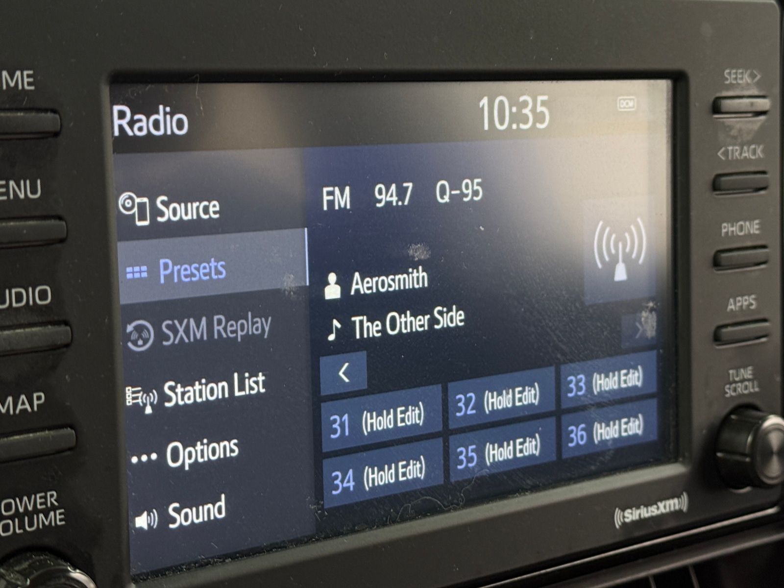 Thumbnail: 2021 Toyota RAV4 - 4