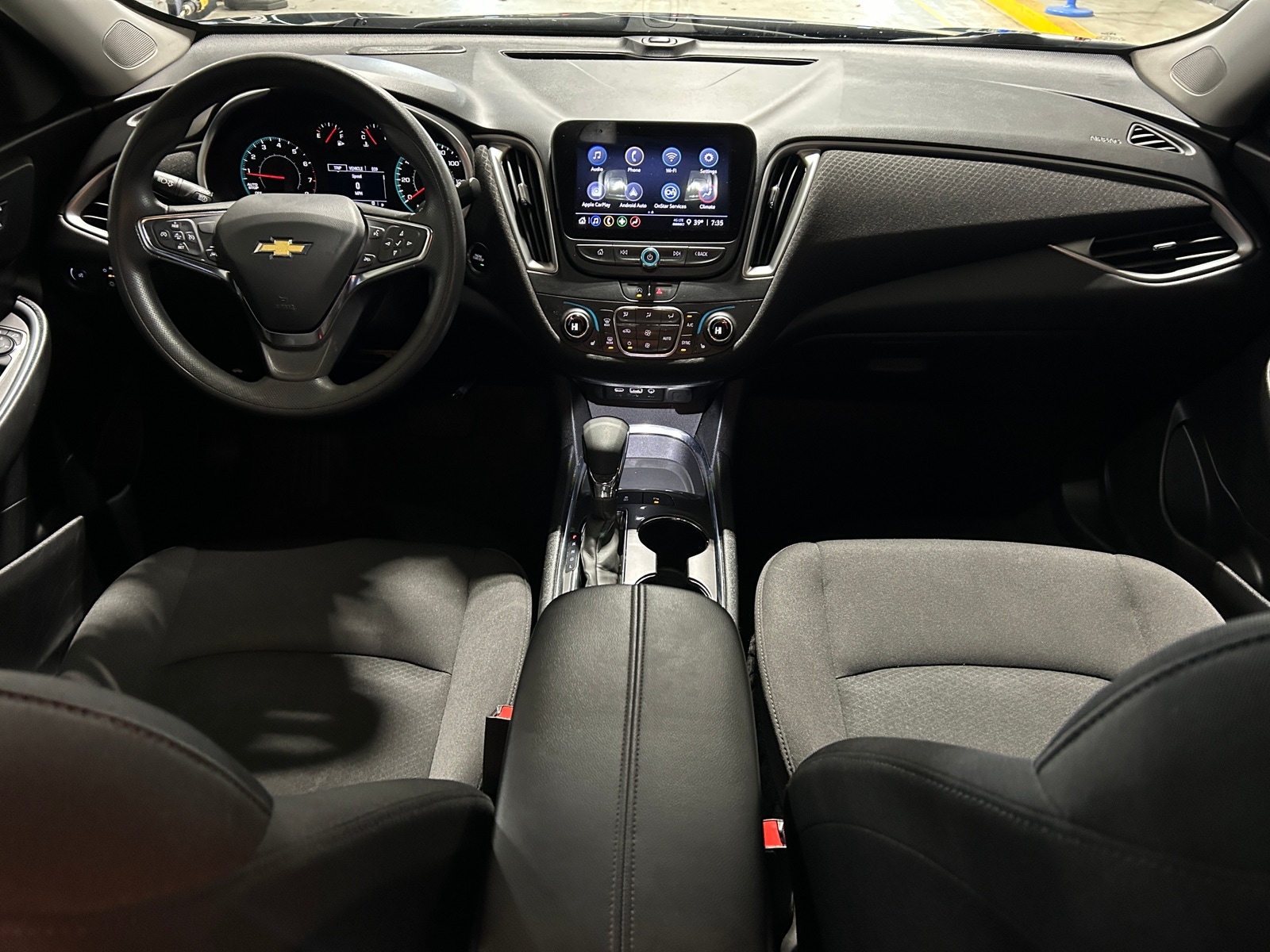 Thumbnail: 2024 Chevrolet Malibu - 3