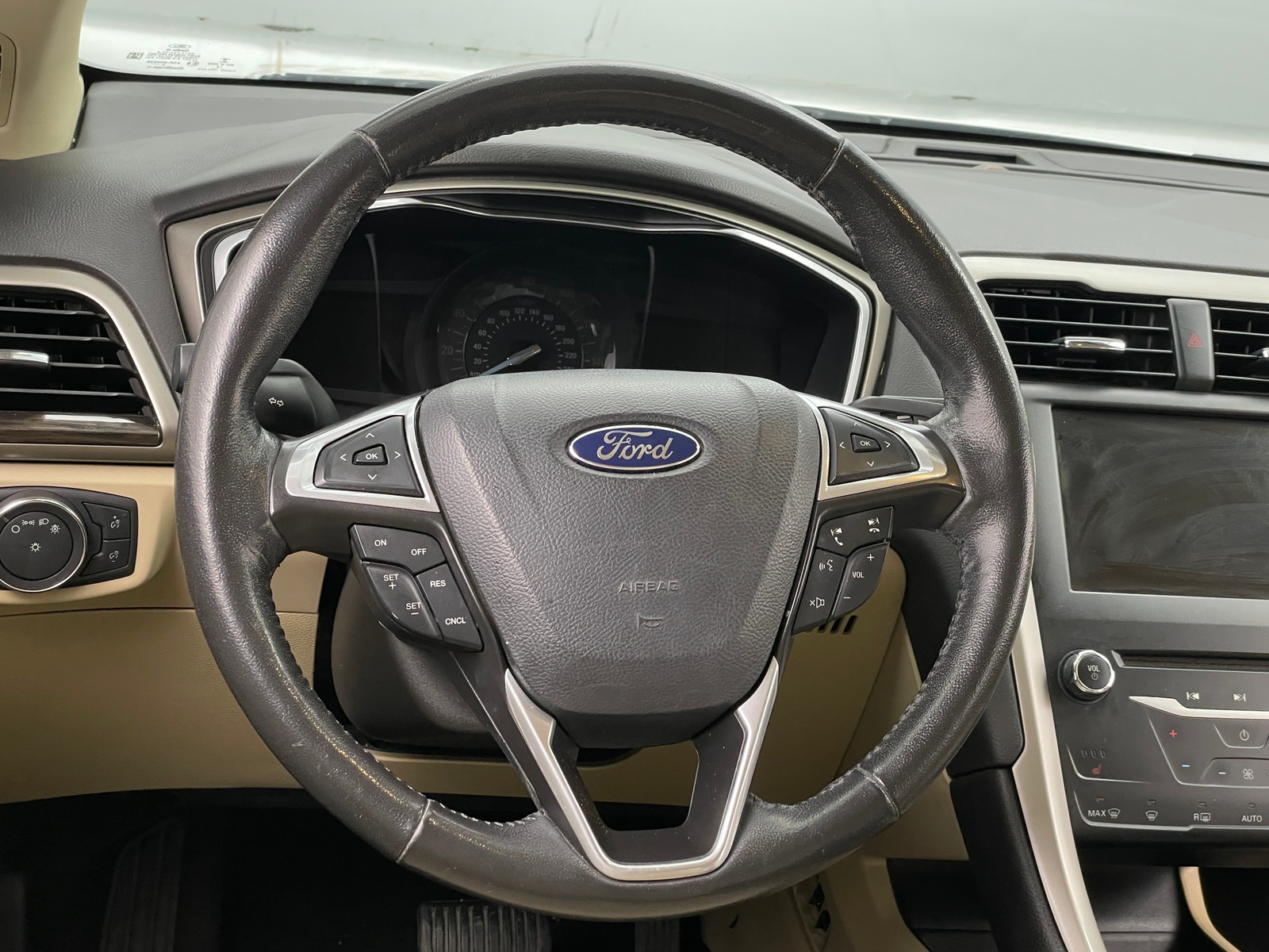 Thumbnail: 2013 Ford Fusion - 4