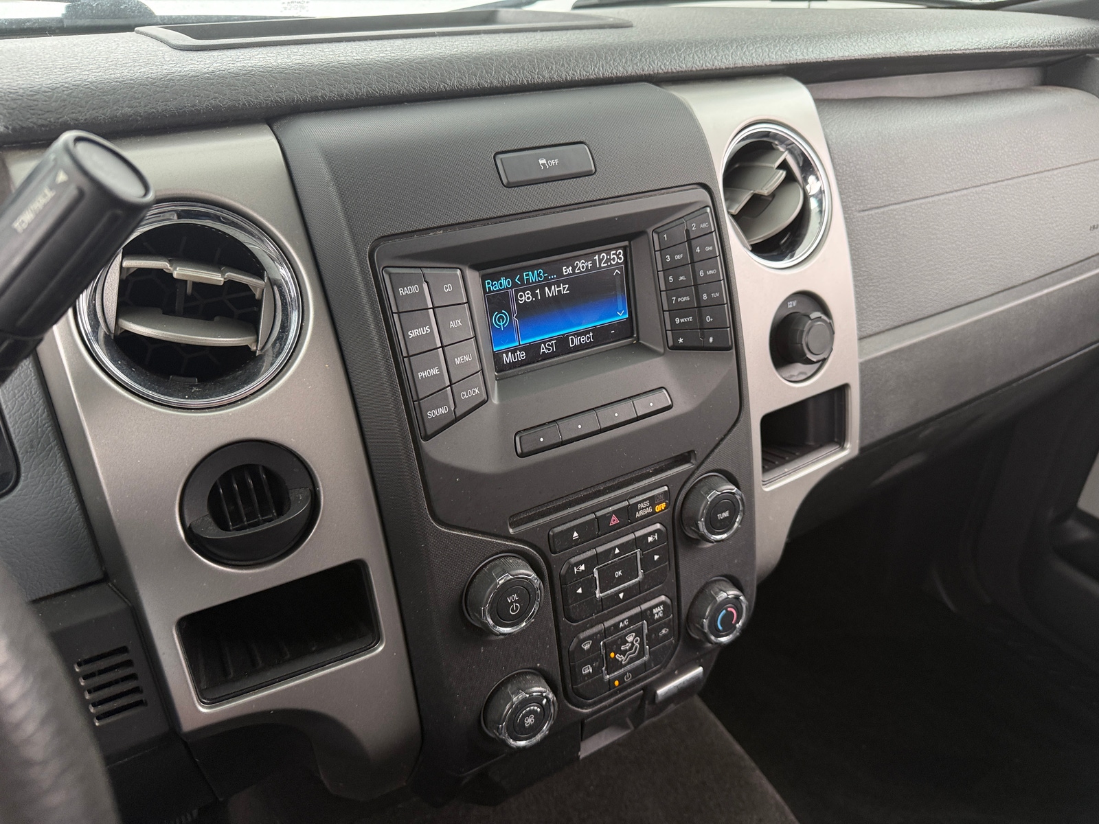 Thumbnail: 2014 Ford Econoline - 4