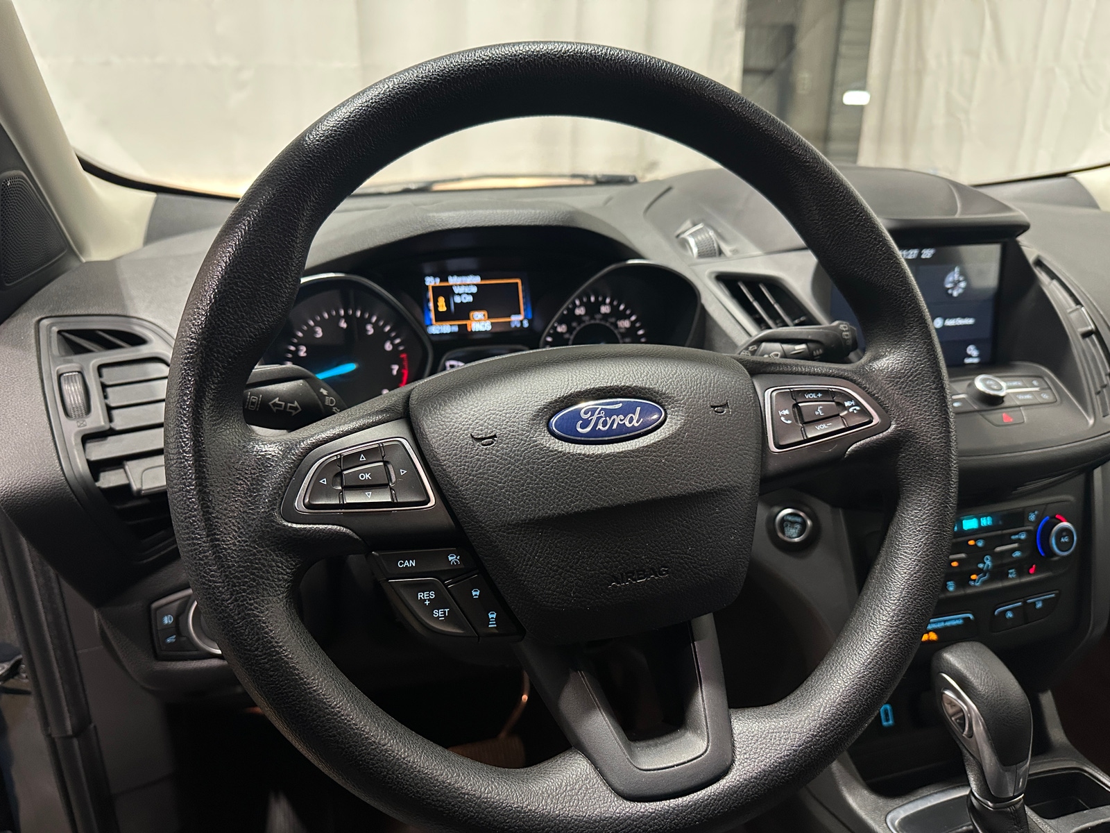 Thumbnail: 2019 Ford Escape - 5