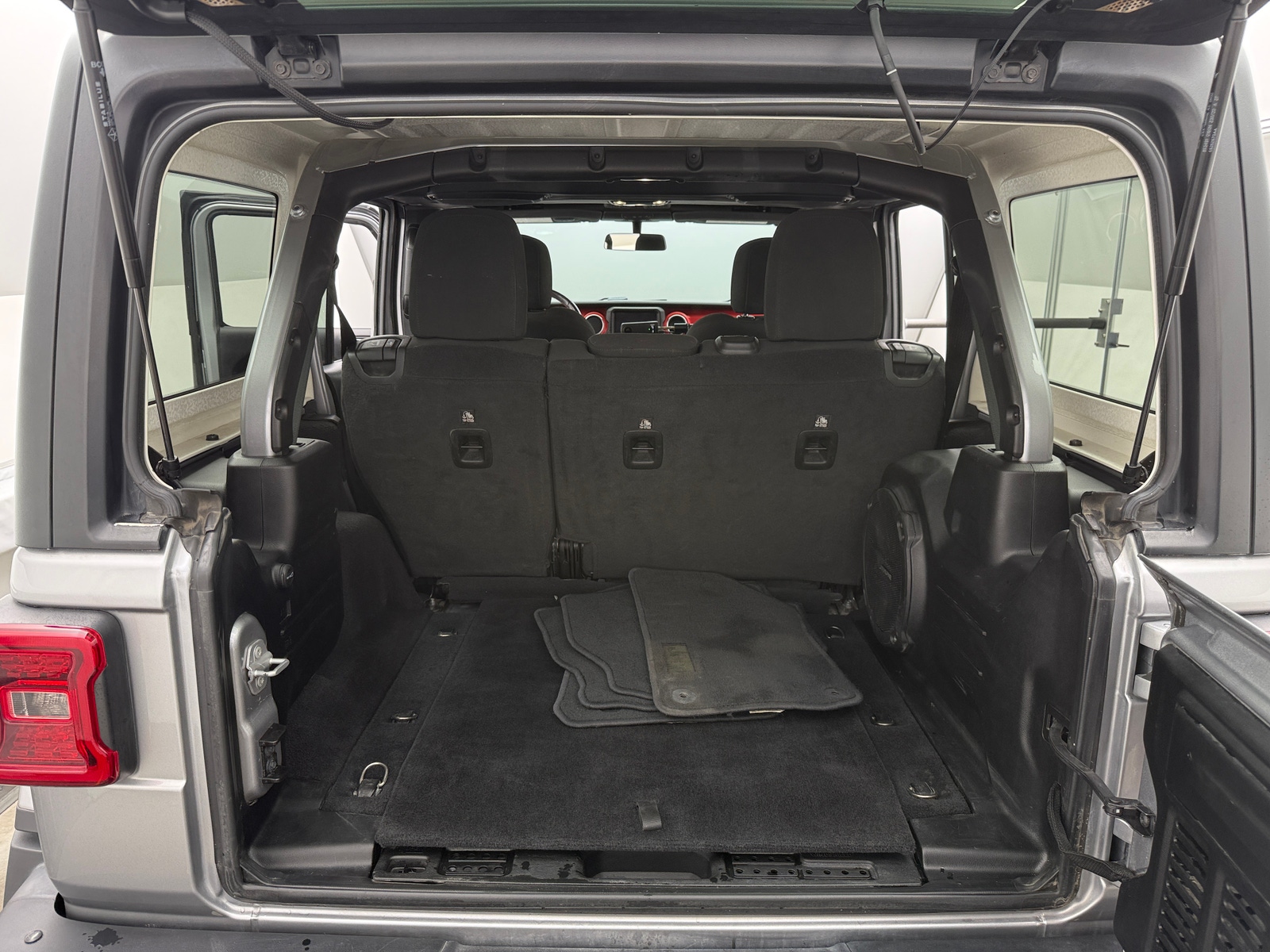 Thumbnail: 2021 Jeep Wrangler - 7