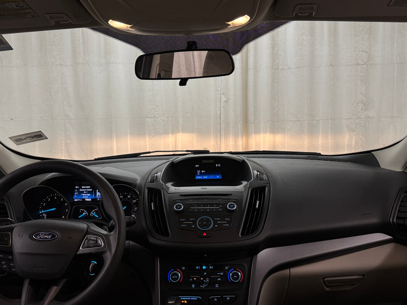 Thumbnail: 2017 Ford Escape - 3