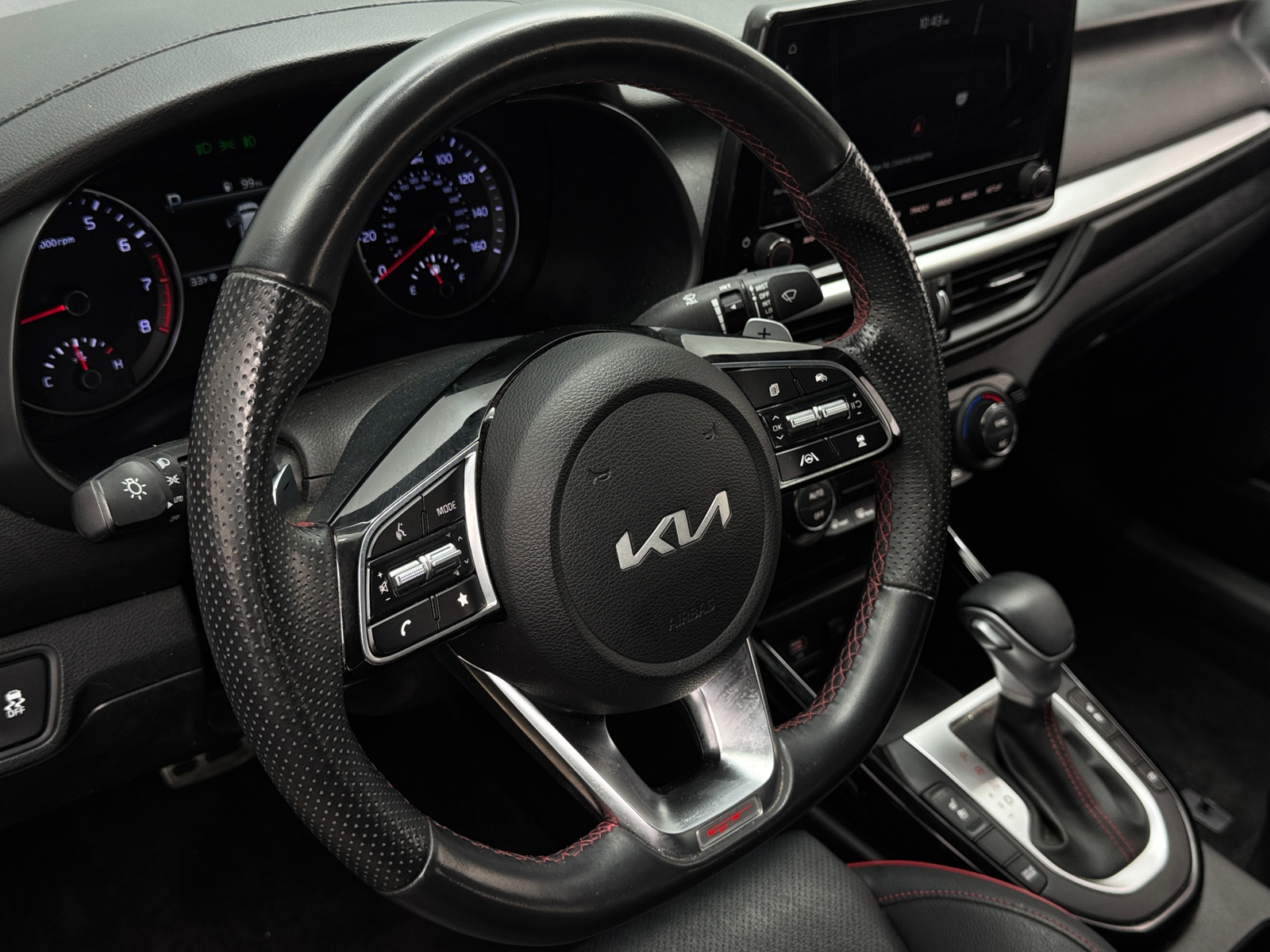 Thumbnail: 2023 Kia Forte - 4