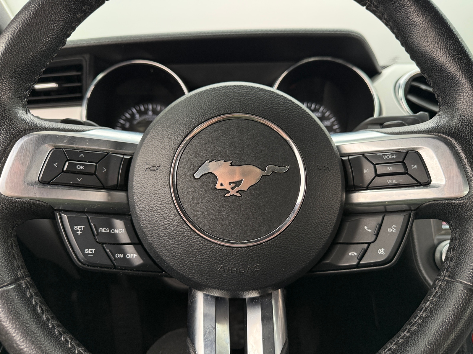 Thumbnail: 2015 Ford Mustang - 4