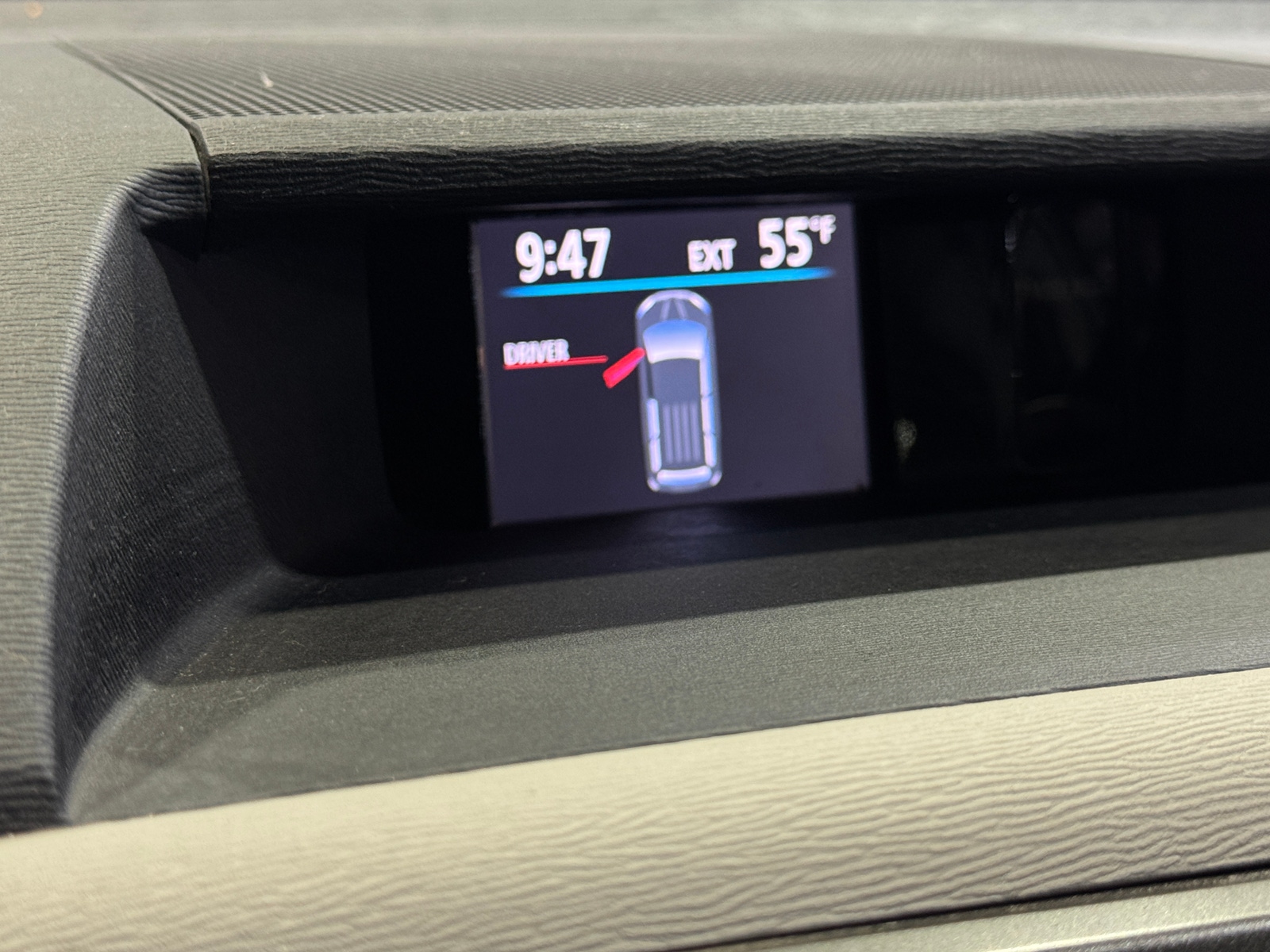 Thumbnail: 2011 Toyota Sienna - 4