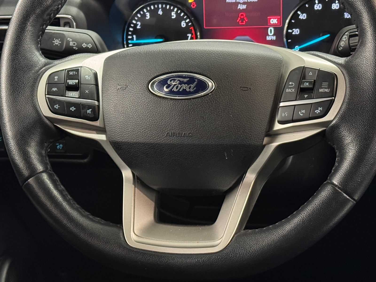 Thumbnail: 2021 Ford Explorer - 4